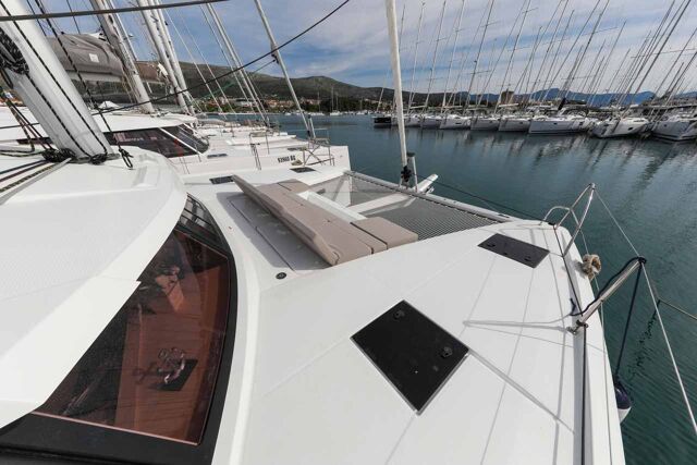 Fountaine Pajot Astrea 42 - 4 + 2 cab. Alchiba